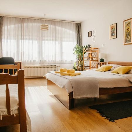 Soba Gloria Hotel Slavonski Brod Exterior photo